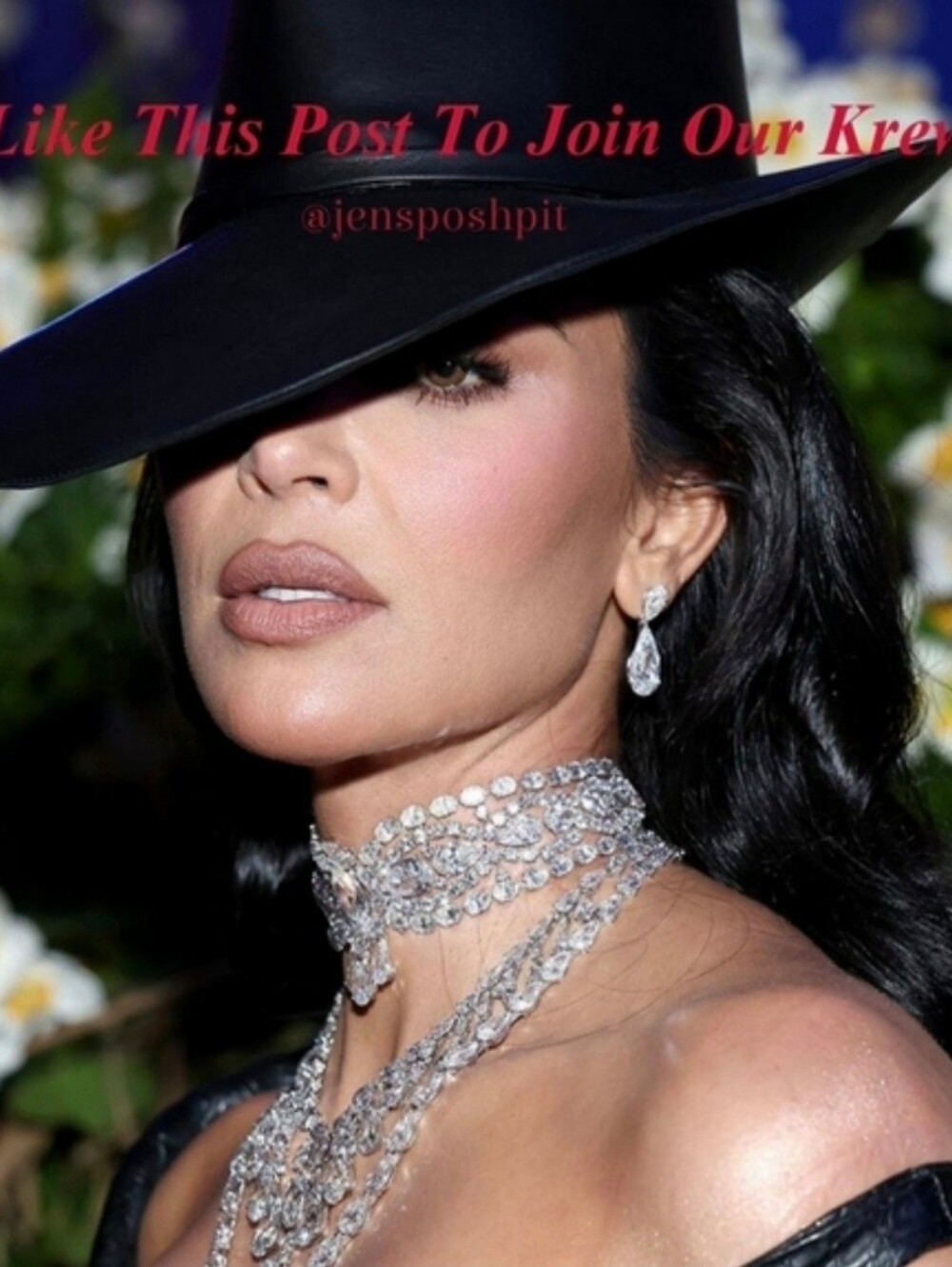 10/10 - Sat - The Kardashian Share Group - XTRA ❤️ 4 THE BIRTHDAY GIRL @janfast - Picture 2 of 15